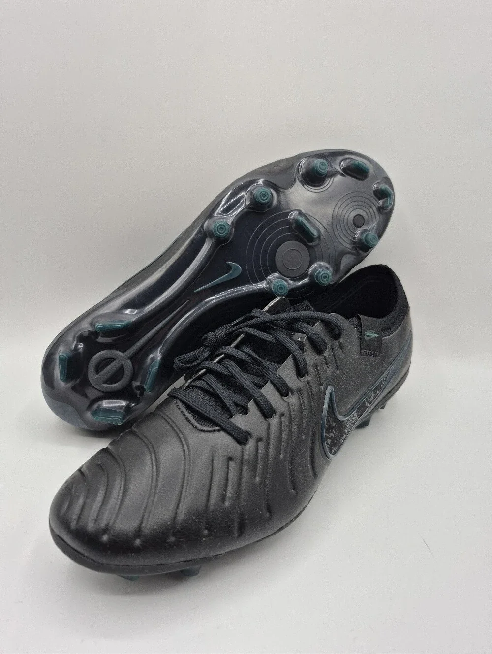 Nike Tiempo Legend 10 Elite Soccer Boots Cleats Shadow Pack Men's 7.5 / Womens 9